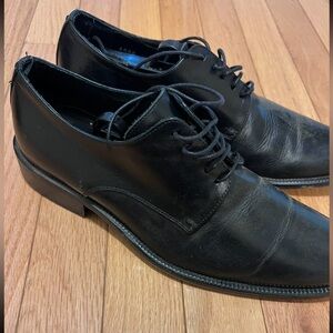 Via Spiga Men’s Black Leather Lace-Up Dress Shoes – Classic & Sleek